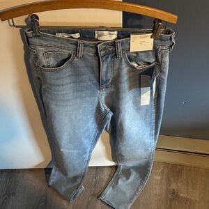 Universal Thread Light Blue Skinny Jeans